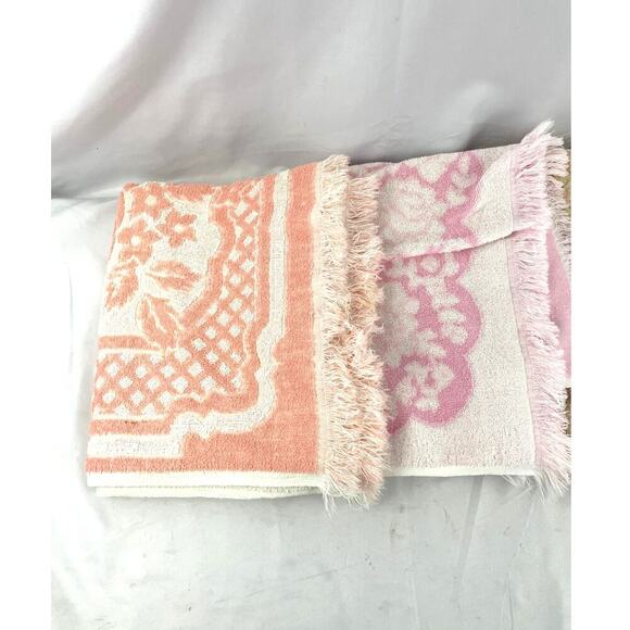 VTG Lot 4 Retro Floral Pink Hand Towels Canon 60s 70s Fringe Reversible - Picture 2 of 14